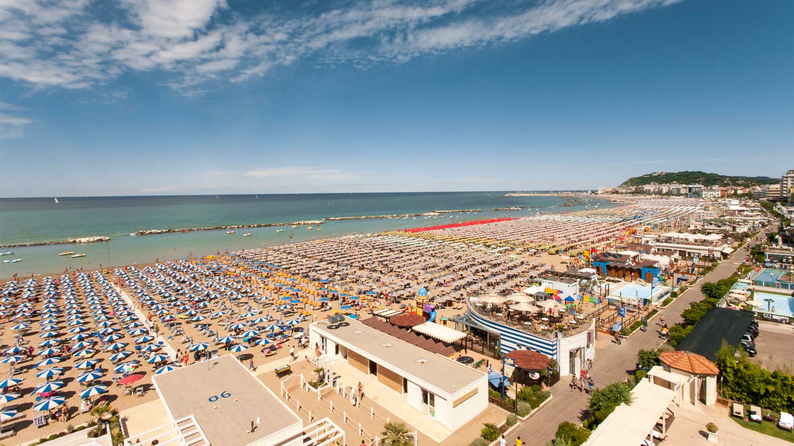 The beach in front of the Hotel King