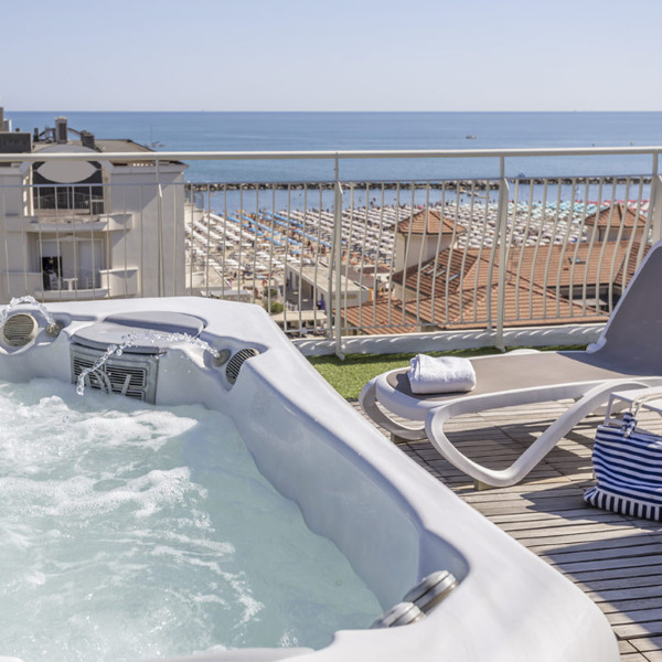 King Spa, l'area benessere panoramica a Cattolica